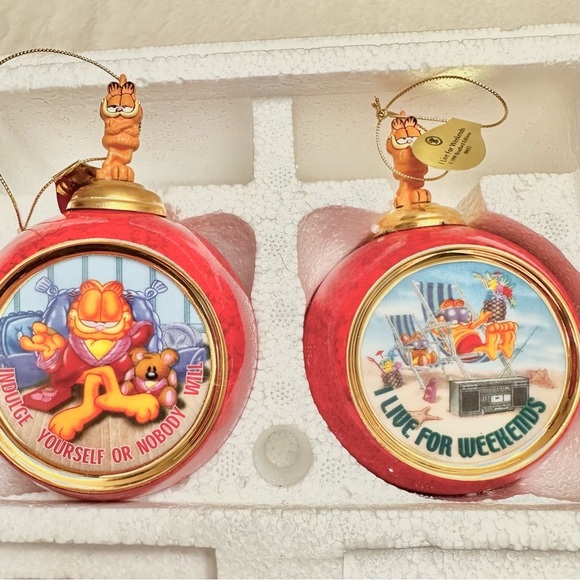 Vintage Bradford Exchange Garfield Heirloom Porcelain Ornament Collection A1732 - Picture 3 of 9